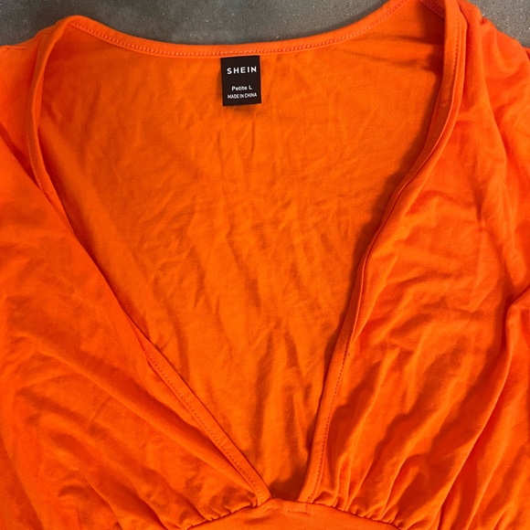 Orange v neck dress - Picture 3 of 5